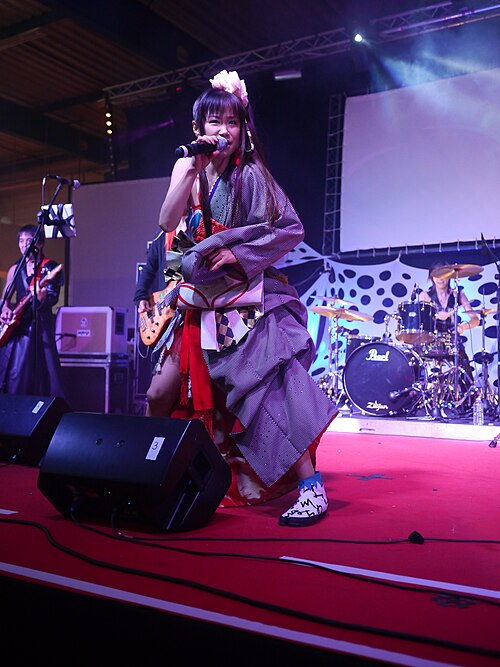 File:Concert Loverin Tamburin - Toulouse Game Show - 2012-12-01- P1500255.jpg